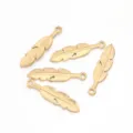 Goldene Feder Metall Anhänger Detailansicht, ideal für DIY handgemachte Halskette Armband Schmuck. - Kleine Feder / 5 Stück/Packung / Gold