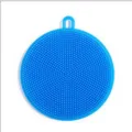 Spazzola per piatti rotonda in silicone blu con foro di sospensione per la pulizia della cucina. - Blu