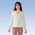 Chaqueta de protección solar con capucha amarillo claro para mujer, ropa deportiva de exterior. - M / Amarillo ganso (estilo con capucha)