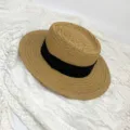 Sombrero de paja plano francés hecho a mano con cinta negra, ala ancha para verano. - M (56-58cm) / Café con banda negra