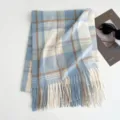 Cozy winter plaid scarf for women, elegant blue and white design with soft tassels. Ideal warm accessory. - 200x70cm - 280g / Light Blue Plaid