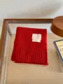 Écharpe d'hiver tricotée rouge douce chaude confortable détail texturé chauffe-cou accessoire - Rouge