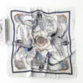 Carre de soie nautique luxueux avec motif elegant de navire et d'ancre pour les femmes. - Caraïbes - Bleu et blanc