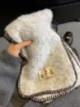 Bufanda de felpa blanca para mujer con costuras marrones accesorio de moda acogedor de invierno - Gris claro