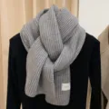 Bufanda de invierno de punto acanalado gris, cuello liso cálido y cómodo para mujer. - Gris