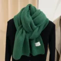 Bufanda de punto verde, bufanda de invierno acanalada lisa cálida para mujer, accesorio elegante. - Verde
