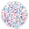 Acryl flache runde Buchstaben Perlen Details, weisser Hintergrund bunten Perlen DIY Armband. - 100 Stück Packung (6,7x3,8mm) / Buchstabe A