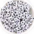 Perles de lettres cubiques blanches avec lettre A, perles acryliques pour bracelets DIY bijoux. - Lettre A