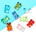 Primer plano de dijes de osito de goma de acrílico transparente colorido para joyas. - Oso Brillante / 50 Piezas/Paquete / Multicolor Brillante