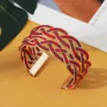 Boheemse rocailles gekruiste open manchet armband, rood-gouden etnische stijl sieraad. - Goud Rood Bruin