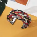 Boheemse rocailles kruis open manchet armband met zwart witte en rode geweven details chic - Zwart Zwart Wit Rood