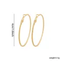 Gouden gestructureerde creolen voor vrouwen, 4 cm grote metalen sieraden voor dagelijks. - 4cm Size / Goud