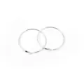 Grote zilveren creolen voor vrouwen, stijlvolle minimalistische metalen cirkel oorbellen - 30mm / Zilver