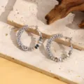 Zilverkleurige metalen handgemaakte kraal oorbellen, elegant ontwerp voor dagelijks gebruik. - Stijl A009 / Witgoud
