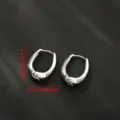 Zilveren onregelmatige geometrische oorbellen, minimalistische stijl, stijlvolle variant. - Stijl 4 / Zilver