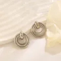 Zilverkleurige meerlaagse geometrische oorbellen, minimalistische chique stijl voor dames. - Multi-Layer Concentrische Wikkel Stijl (A-015) / Witgoud