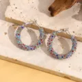 Kleurrijke strass oorringen, stijlvolle metalen sieraden met levendige kristallen. - Stijl A010 / Witgoud