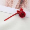 Kokkini kopida me fluffy pompon gliko hair clip gia gynaikes eortastika aksesuara - Στυλ Φιόγκος Με Μπάλα Λεοπάρ / Κόκκινο