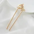 Horquilla para el pelo en forma de delfín dorado elegante accesorio de estilo hanfu diario. - Delfín