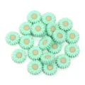 Perles en silicone marguerite vert menthe breloques fleurs pour fabrication bijoux DIY. - Taille 20 mm, diamètre du trou 2,4 mm / 2 Pièces/Ensemble / Vert Jaune