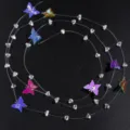 Chaine de perles de cristal de papillon faits a la main DIY pour decoration de mariage vetement. - 1 Mètre / Papillon laser + cristal triangulaire