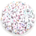 Detailansicht von Acryl Flachperlen mit bunten Mustern, ideal für die DIY Schmuckherstellung. - 100 Stück/Packung (ca. 7x4 mm) / Zahl 1