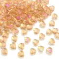 Vue détaillée de perles de cœur en cristal de verre aurore, perles facettées pour bijoux DIY. - Violet Champagne