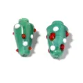 Perles de verre de Noël vertes avec des points pour la fabrication de bijoux DIY et accessoires. - Sapin de Noël (T7052) / Env. 14x24mm