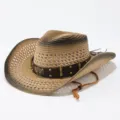 Primo piano dettagliato del cappello da cowboy in paglia intrecciata con decoro in metallo. - M(56-58cm) / Nero Cachi