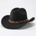 Gros plan détail du chapeau de cowboy occidental noir avec bande en cuir et turquoise. - M (56-58cm) / Noir