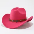 Chapeau de cowboy occidental rose vif avec bande en cuir marron, feutre de laine style chapeau jazz. - M (56-58cm) / Rose rouge