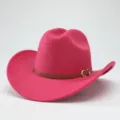 Cappello da cowboy western in feltro magenta con cintura in pelle marrone e fibbia. - 56-58cm / Rosso rosa