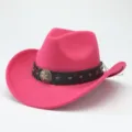 Dettaglio cappello da cowboy western in feltro rosa con fascia in pelle borchiata e stella. - 56-58cm / Rosso rosa