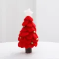 Mini Albero di Natale in Feltro Rosso Decorazione da Scrivania con Campane e Base di Legno - Taglia S / Rosso