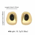 Detailed dimension view of the irregular geometric gold earrings with central stone, size specs. - E14538