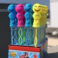 Colorful cartoon smiley bubble wand set with bubble solution, perfect outdoor toy for kids party fun. - Smiley Doll Style / 1 Piece/Pack