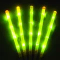 Barritas luminosas LED para conciertos, palitos de plástico parpadeantes para fiestas - Barra Luminosa Mediana (Amarillo)