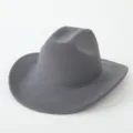 Nahaufnahme des soliden grauen Woll-Western-Cowboyhuts, klassischer Hut mit Krempe. - M (56-58cm) / Grau