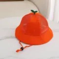 Süsses orangefarbenes Baby Fischerhut Detail mit atmungsaktivem Mesh und süssem Blatt Dekor. - Hutumfang 50cm / Orange