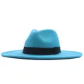 Detailansicht des türkisfarbenen Wollfilz Fedora Hutes mit breiter Krempe und schwarzem Band. - Erwachsene 10cm (56-58cm) / Seeblau