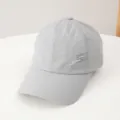 Graue atmungsaktive schnelltrocknende Baseballkappe, Sonnenschutz Netzkappe Outdoor. - Verstellbar / Hellgrau