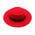 Roter flacher Wollfilzhut mit schwarzem Strassband, stilvolle Herbst Winter Kopfbedeckung. - Erwachsene (56-58cm) / Rot