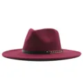 Klassischer bordeauxroter Filzhut mit schwarzem PU-Gürtel und Goldkette, britischer Retro-Jazzhut. - M (56-58cm) / Burgunderrot