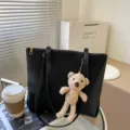 Elegant black large capacity tote bag for women, stylish minimalist daily shoulder bag. - Bear / Black