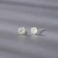 Silber S999 runde Zirkonia Ohrstecker minimalistischer taeglicher Schmuck elegante Ohrringe - Silber Stil / 4mm / Blassgansgelb