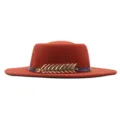 Damen Wolle Filz Flacher Hut Herbst Winter Vintage Metall Feder Gürtel Fedora Kappe - M (56-58cm) / Karamellbraun