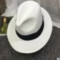 Sombrero fedora de paja blanca para hombre y mujer, sombrero de sol de verano clásico con cinta. - Blanco Puro de Tres Pliegues