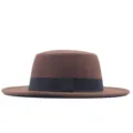 Brauner Wollfilz flacher Top Fedora Hut mit schwarzem Band stilvoller Vintage Jazz Hut - Kaffeebraun