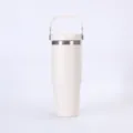 Vaso de viaje aislado de acero inoxidable con asa portátil para uso al aire libre. - 30oz / Blanco