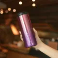 Tazza da caffe da viaggio isolata sottovuoto in acciaio inossidabile con sfumatura viola. - viola sfumato